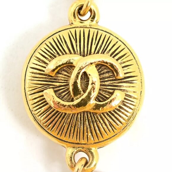 CHANEL CC Logo Round Pendant Necklace 38" Gold Tone Auth - Picture 3 of 14